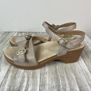 Dansko Sandals 42 Sandi Beige Leather Slingback Wedge Shoes Size 11 EUC